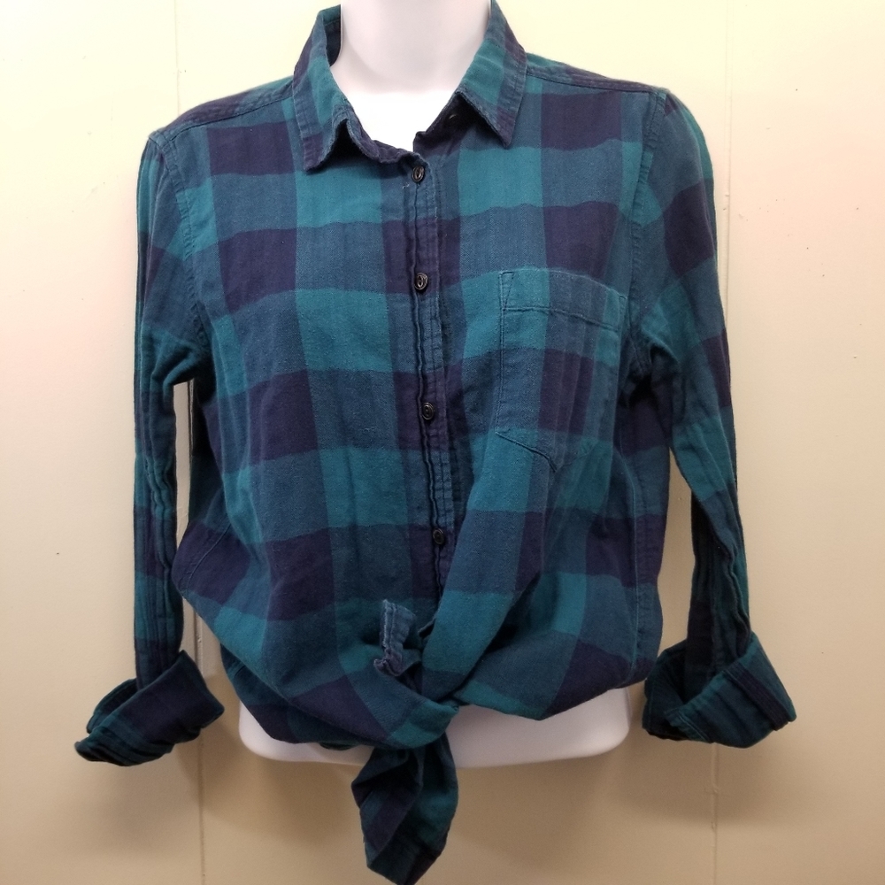 J Crew 8 Top Shrunken Boy Fit Blue Buffalo E0696 - Picture 3 of 5